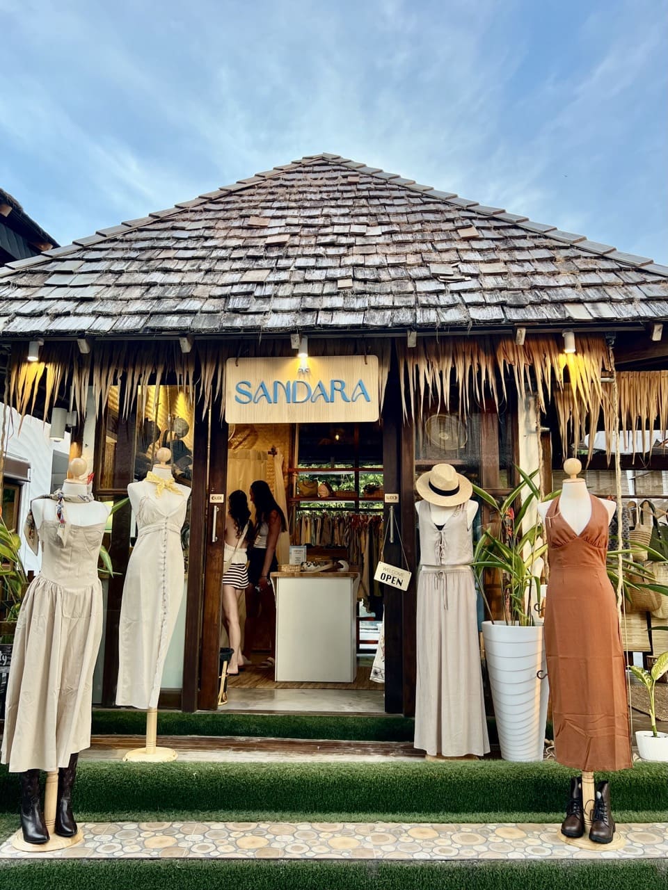 Sandara boutique on Sairee Beach Koh Tao selling bikinis beachwear accessories and island fashion